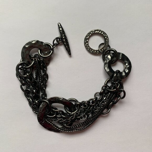 Gun Metal Multi Strand Link Chains Bracelet - Picture 4 of 6